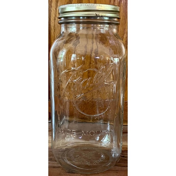 Vintage Ball Clear Half Gallon Glass Mason Jar with Twist on Lid - Picture 6 of 10